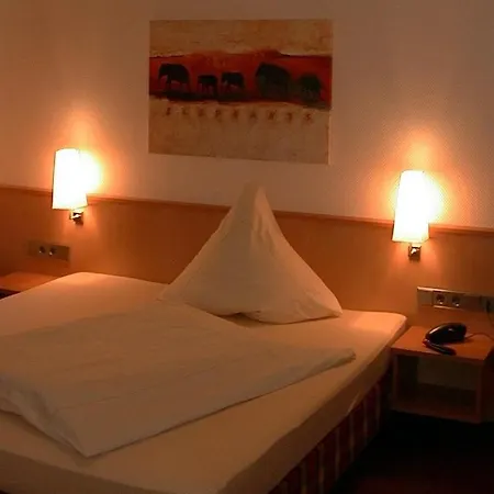 Lindenkrug Hotel