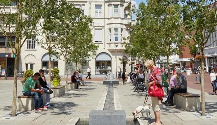 酒店 Lindenkrug 3*